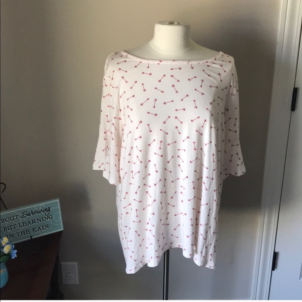 LC Lauren Conrad Arrow Top 🆕